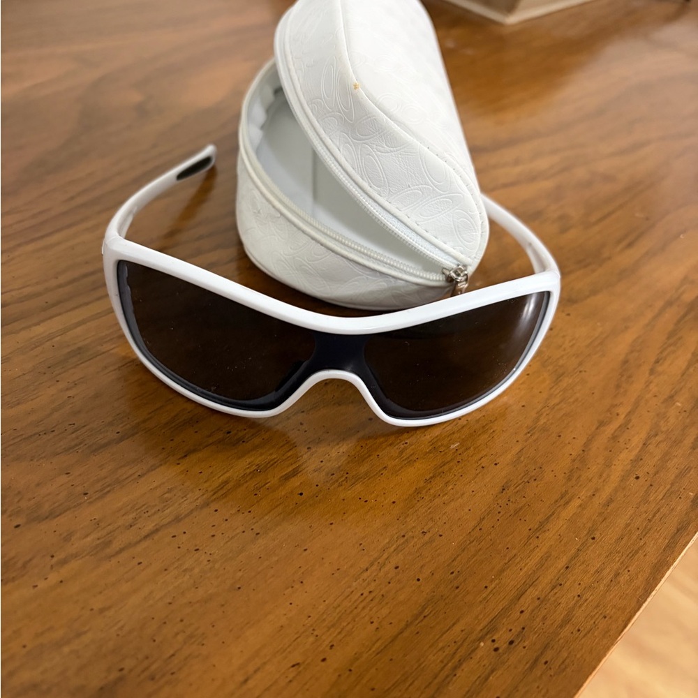 Women’s Oakley Ideal Sunglasses with Case
